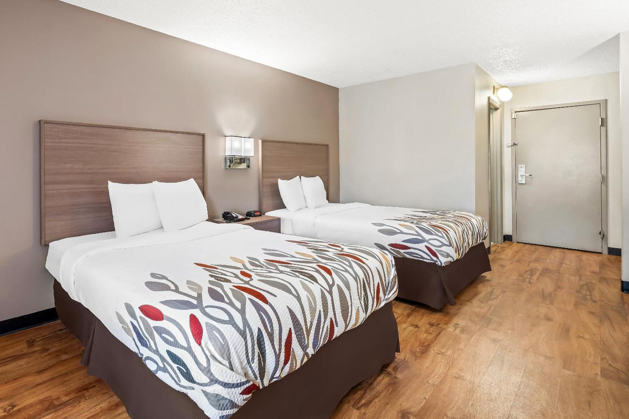 Red Roof Inn Charlotte - University Ngoại thất bức ảnh