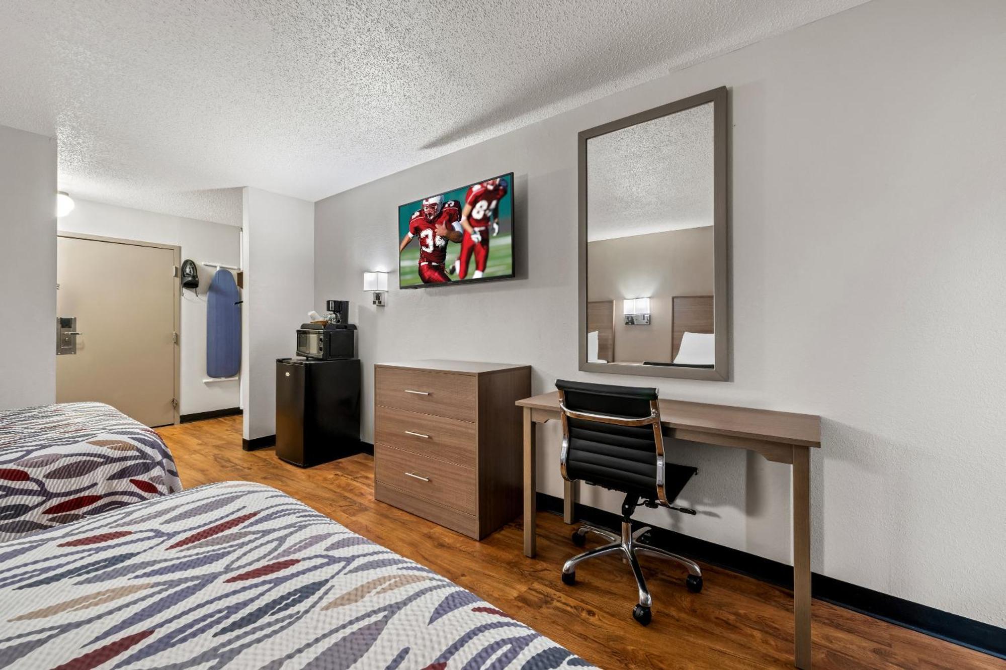 Red Roof Inn Charlotte - University Ngoại thất bức ảnh