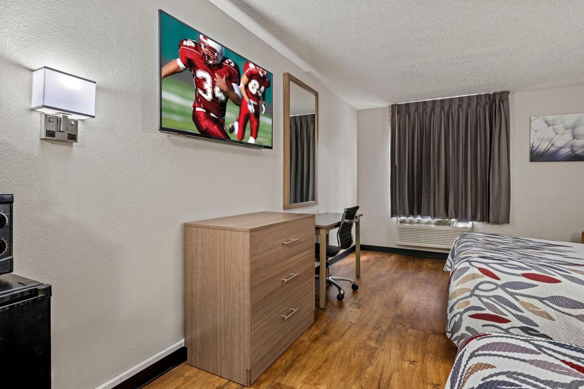 Red Roof Inn Charlotte - University Ngoại thất bức ảnh