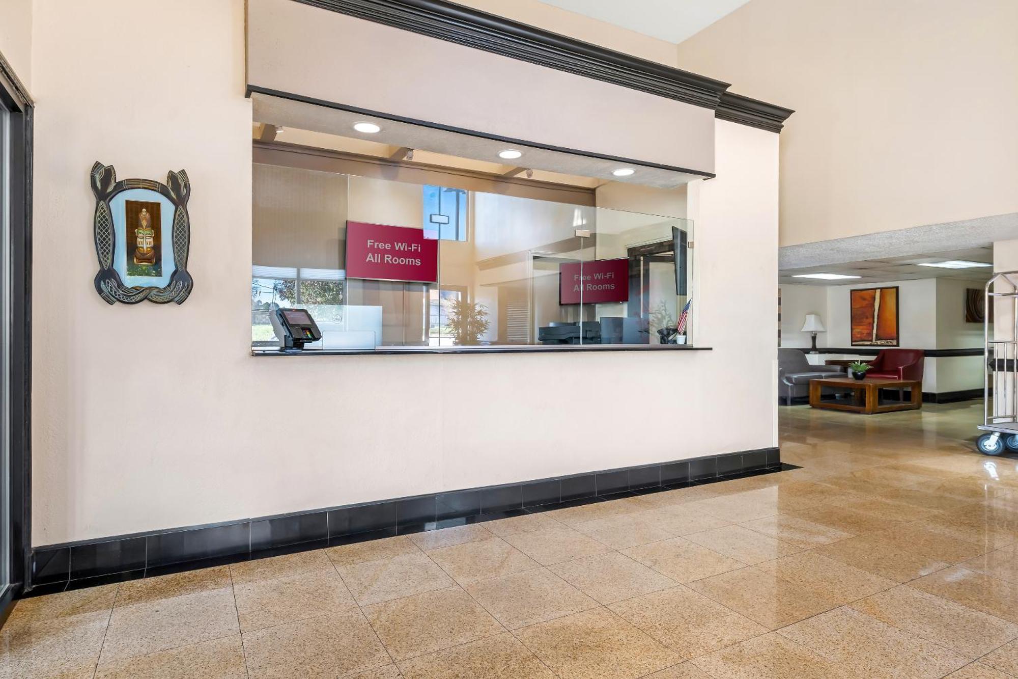 Red Roof Inn Charlotte - University Ngoại thất bức ảnh